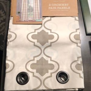 Curtains - Pair of Grommet Panels